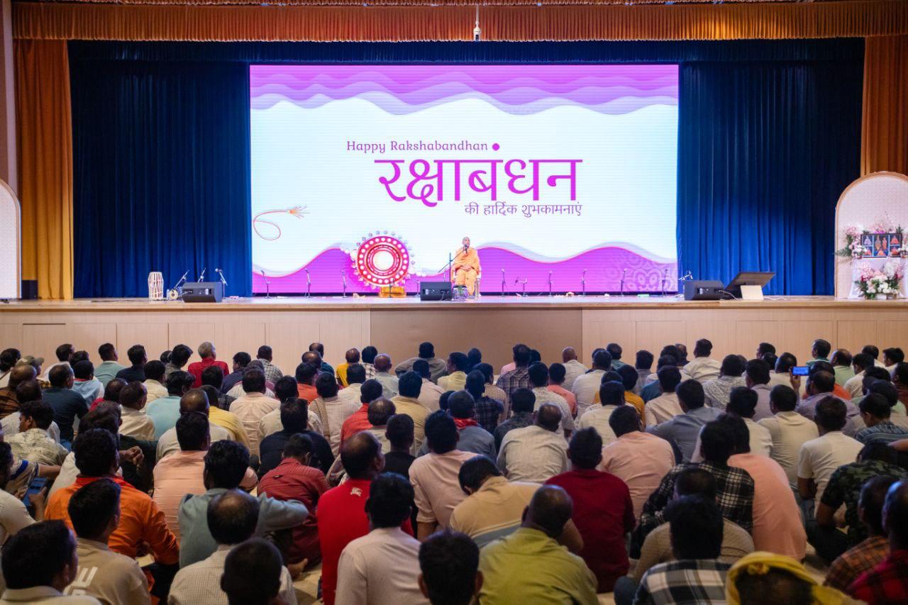 Thousands of workers from labor camps celebrate Raksha Bandhan at BAPS Hindu Mandir in Abu Dhabi with Heartwarming Community Engagement