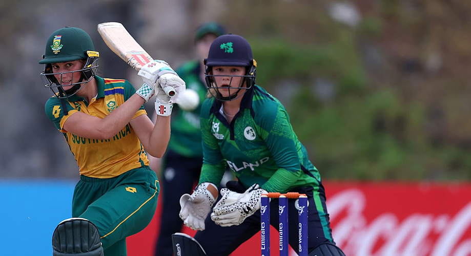 Australia, South Africa remain unbeaten as Super Six action begins