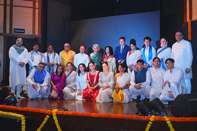 A Mesmerizing Evening: Ruby Mathur’s Kathak Performance Captivates Abu Dhabi. Anandini – The joy of being