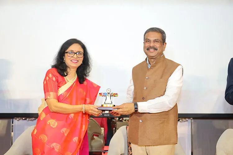 Symbiosis Dubai Marks Its First Anniversary with Shri Dharmendra Pradhan, Hon’ble Minister of Education, Government of India